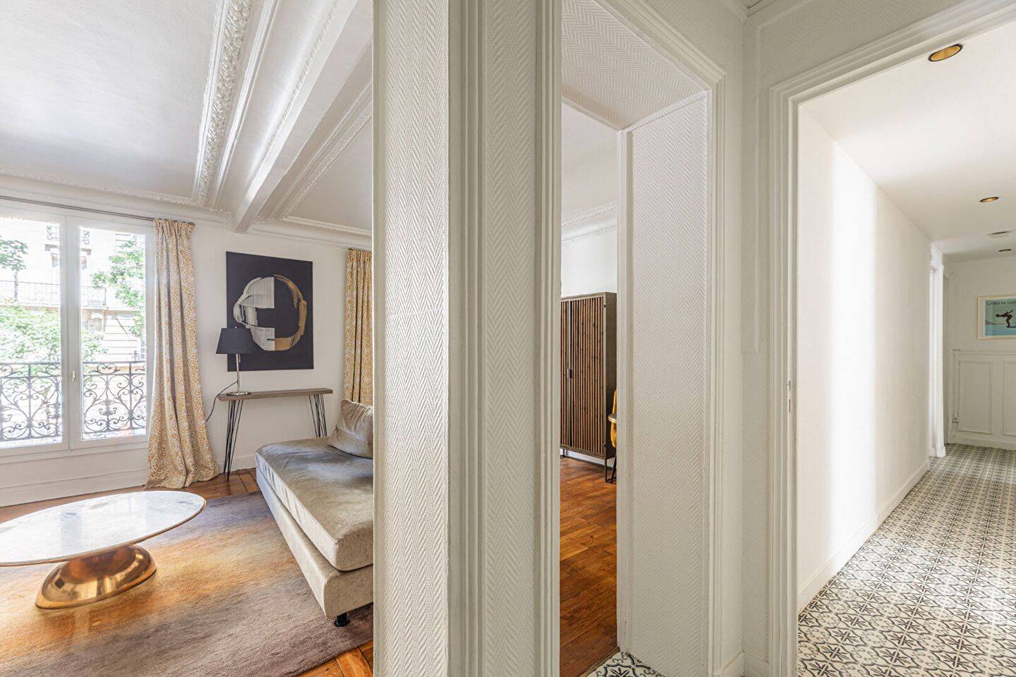 Appartement 5 pièces 97 m² · à Paris 16ème Arrondissement · 96,8 m² · 2 995 €/mois