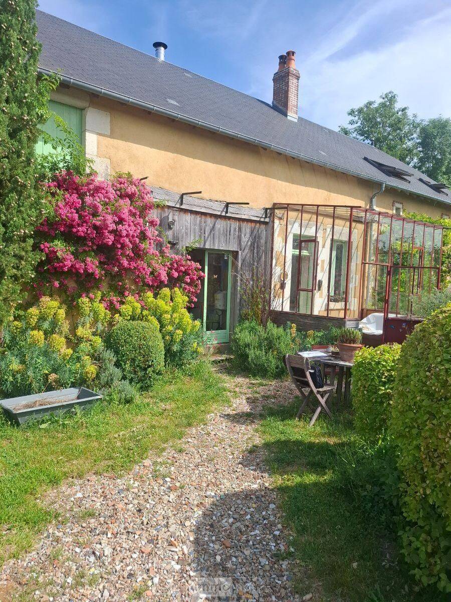 Maison 6 pièces 250 m² · à Neuvy-Deux-Clochers · 250 m² · 189 900 €