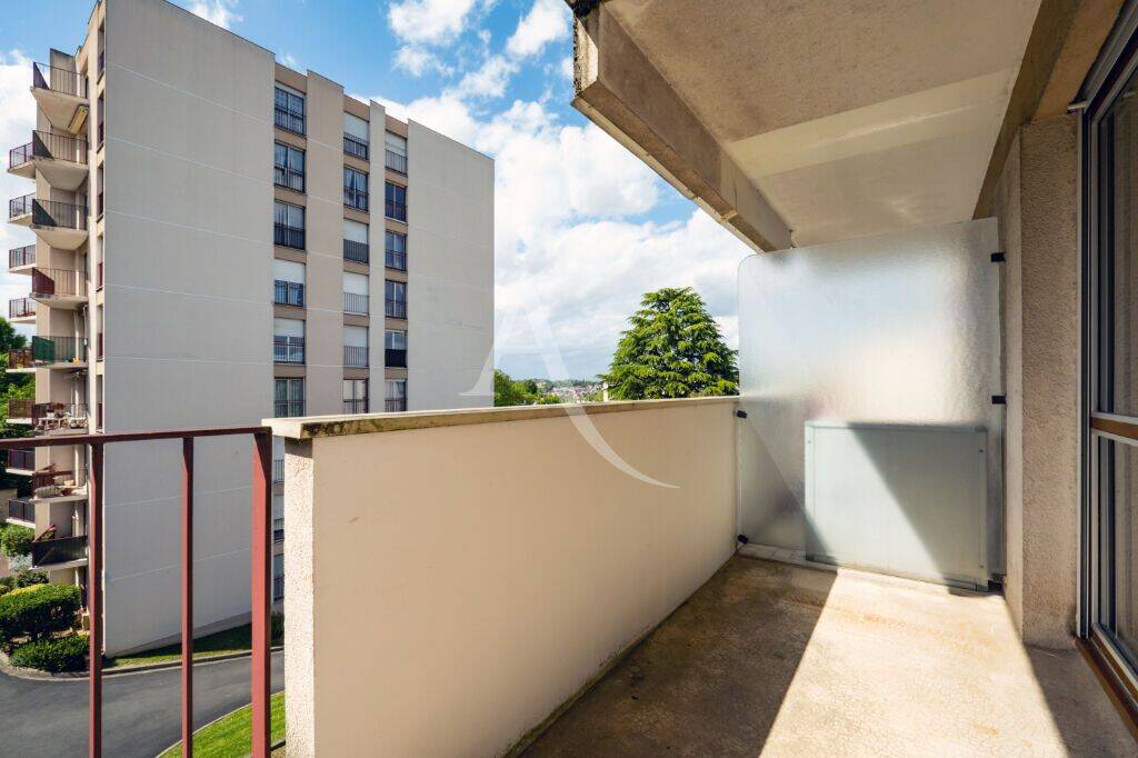 Appartement 3 pièces 66 m² · à Montgeron · 66 m² · 1 230 €