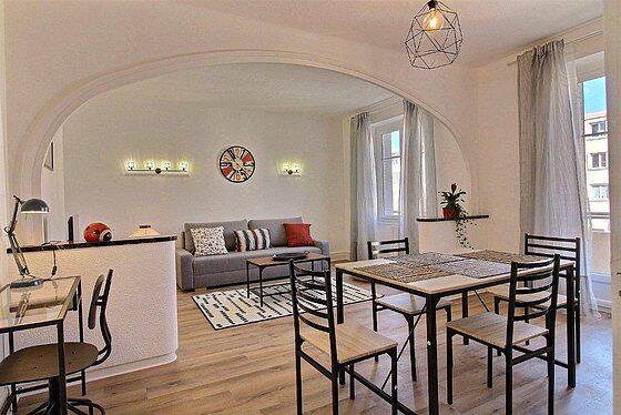 Appartement 2 pièces 59 m² · à Lyon 3ème Arrondissement · 59 m² · 1 058 €