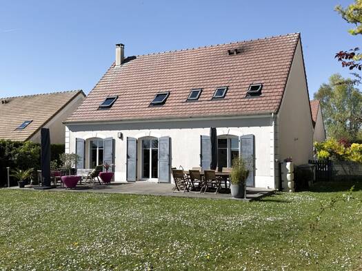 Maison à vendre 445 000 € 6 pièces 5 chambres 140 m² 682 m² de terrain Saint-Witz 95470