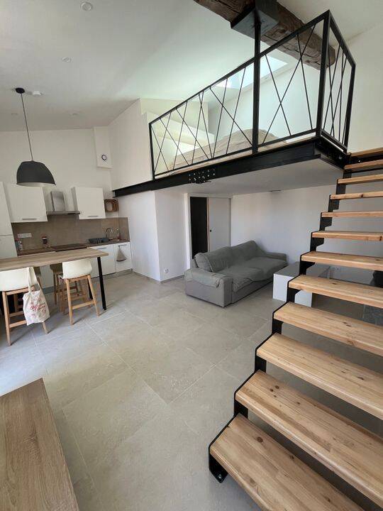 Appartement 1 pièce 45 m² · à Nîmes · 45 m² · 680 €/mois