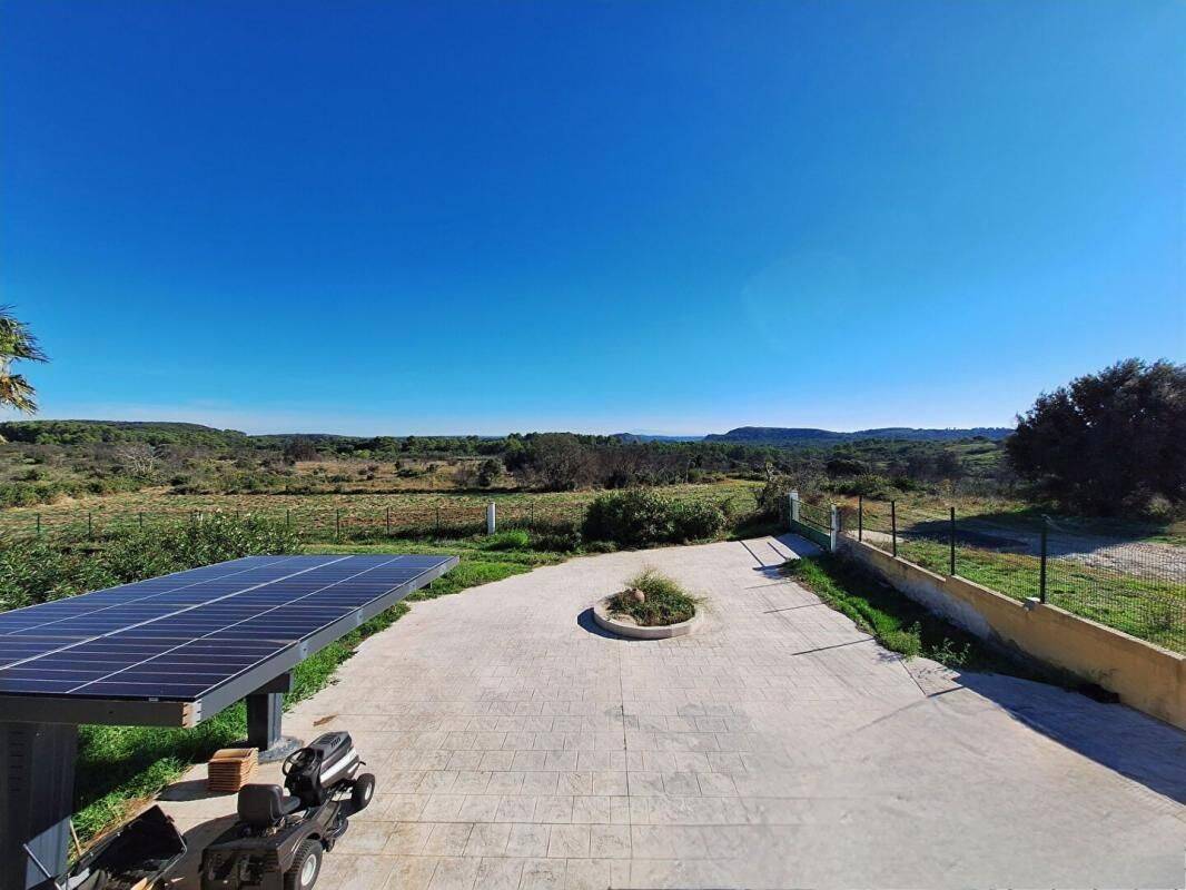 Maison 5 pièces 250 m² · à Lédenon · 250 m² · 470 000 €