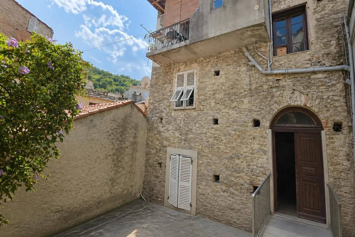 Appartement 5 pièces 96 m² · à Vescovato · 96 m² · 258 000 €