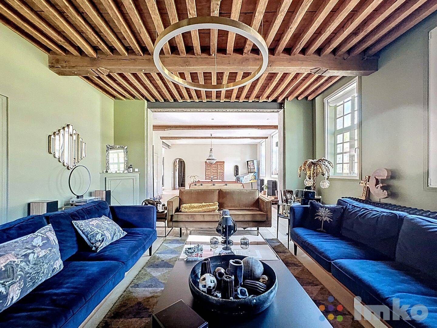 Maison 10 pièces 382 m² · à Chéreng · 382 m² · 1 490 000 €