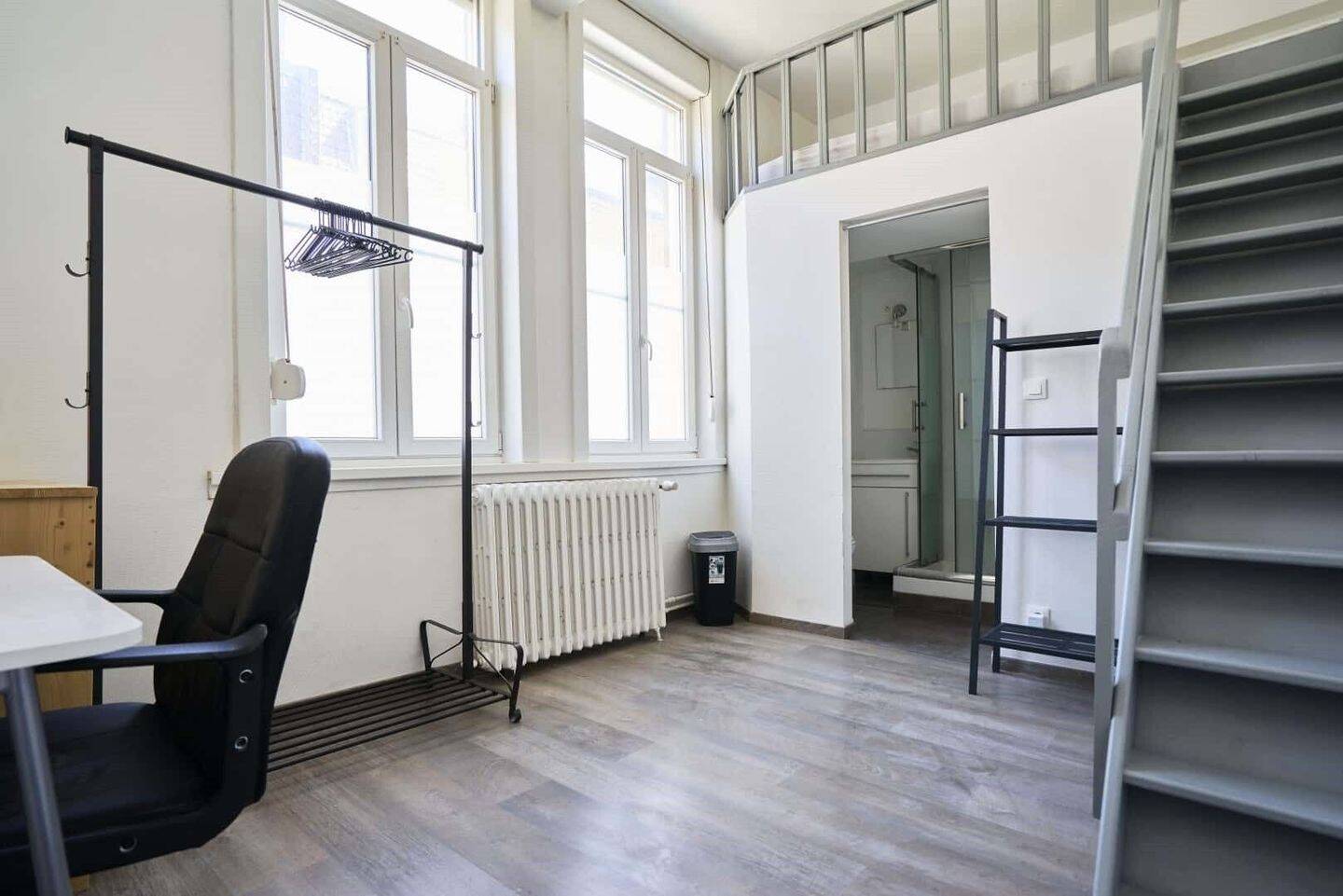 1 pièce 15 m² · à La Madeleine · 15 m² · 450 €/mois
