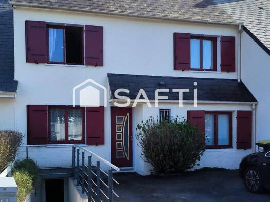 Maison à vendre 315 000 € 5 pièces 4 chambres 105 m² 250 m² de terrain Gesvrine Est La Chapelle-sur-Erdre 44240