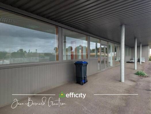 Local commercial à louer 4 200 € 549 m² de surface de vente Plélo 22170