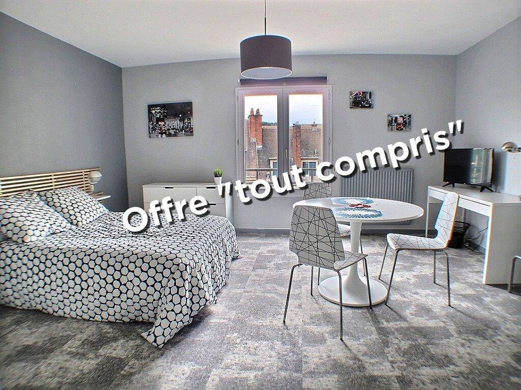 Appartement 1 pièce 30 m² · à Le Creusot · 29,9 m² · 569 €