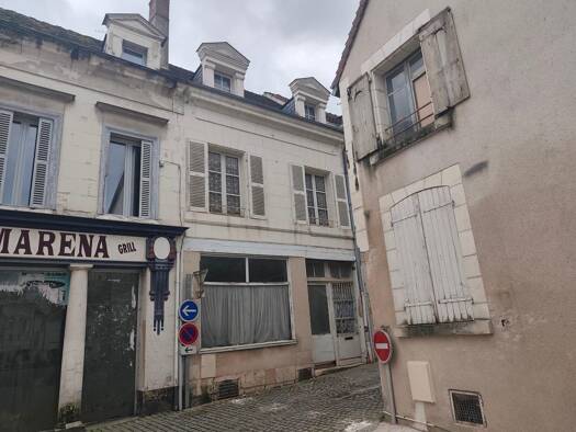 Immeuble à vendre 108 000 € 49 m² Saint-Aignan 41110
