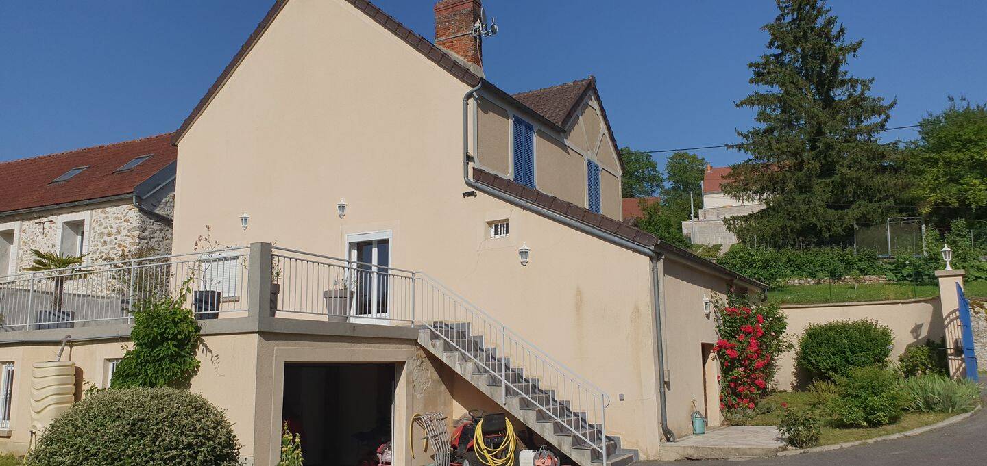 Maison 6 pièces 128 m² · à Arcis-le-Ponsart · 128 m² · 225 000 €