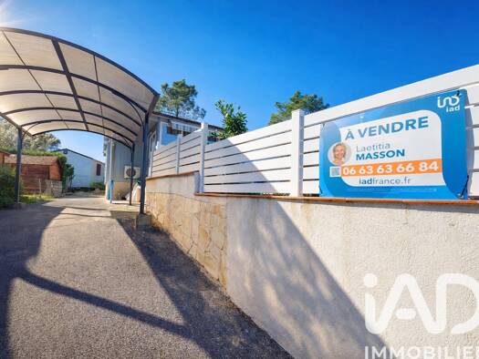 Chalet à vendre 229 000 € 4 pièces 3 chambres 47 m² 219 m² de terrain Ecarts Roquebrune-sur-Argens 83520