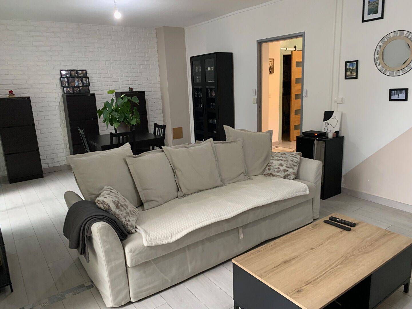 Appartement 3 pièces 70 m² · à Salon-de-Provence · 70,3 m² · 909 €