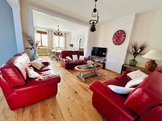Maison 8 pièces 183 m² · à Hénin-Beaumont · 183 m² · 299 500 €
