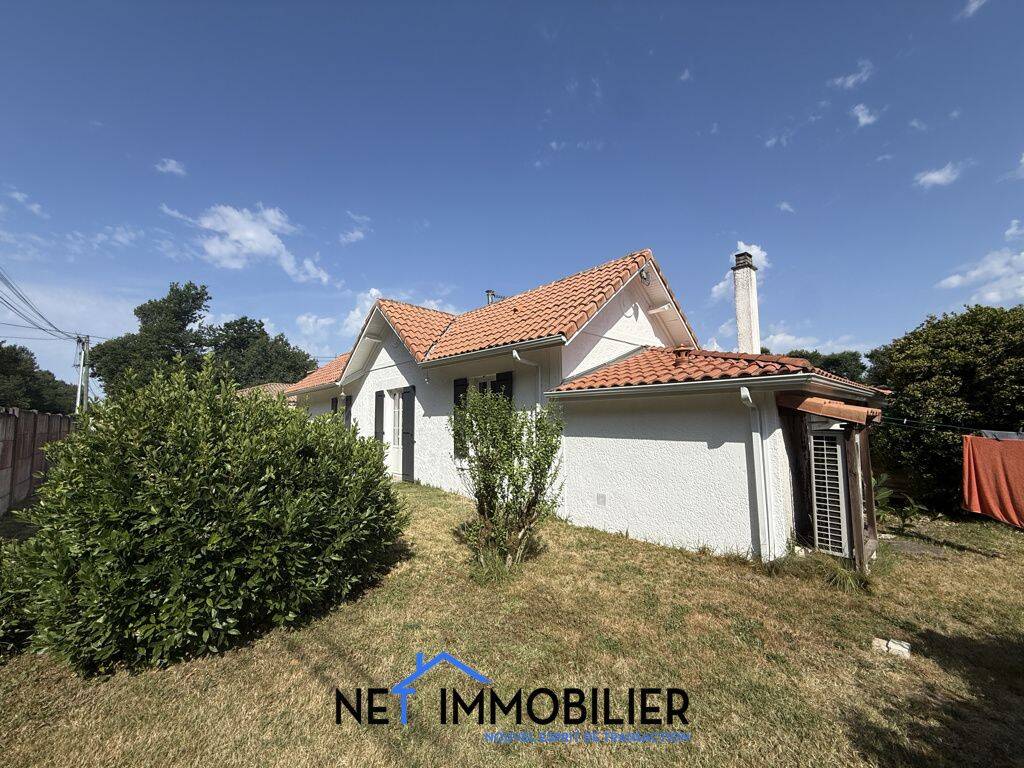 Maison 8 pièces 191 m² · à Saucats · 191 m² · 398 000 €