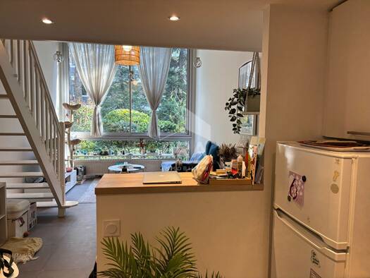 Duplex à vendre 255 000 € 2 pièces 1 chambre 45 m² Étage 1/2 Part-Dieu Lyon 3ème arrondissement 69003