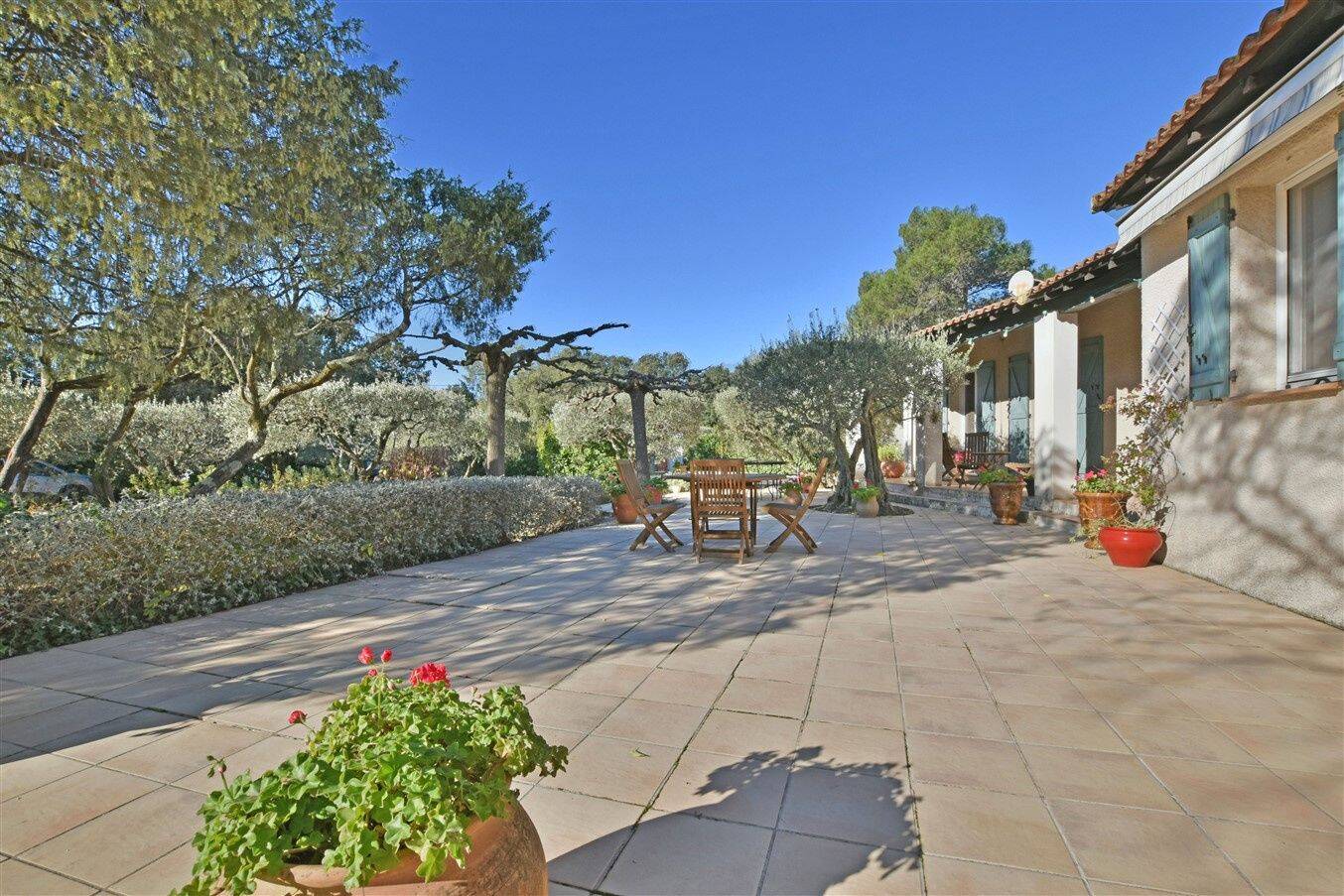 Maison 6 pièces 130 m² · à Nîmes · 130 m² · 500 000 €