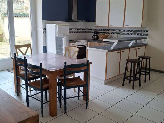 Maison à louer 780 € 3 pièces 2 chambres 74 m² disponible dès maintenant Sainte-Cécile 85110