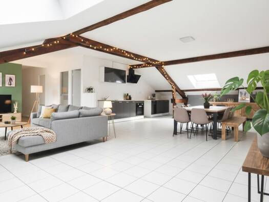 Appartement à vendre 199 000 € 4 pièces 2 chambres 80 m² Étage 2/2 Oeutrange Thionville 57100