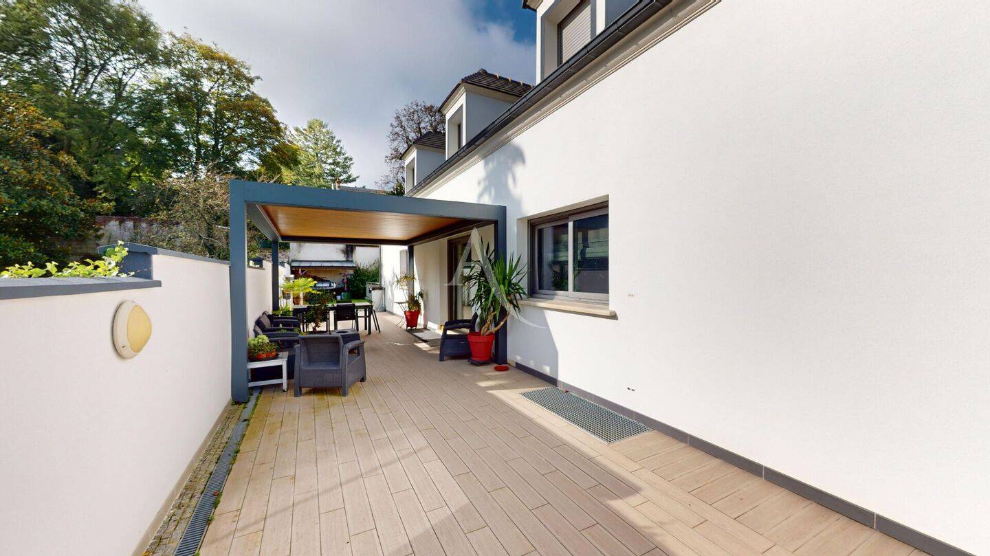 Maison 10 pièces 309 m² · à Annet-sur-Marne · 309 m² · 971 600 €