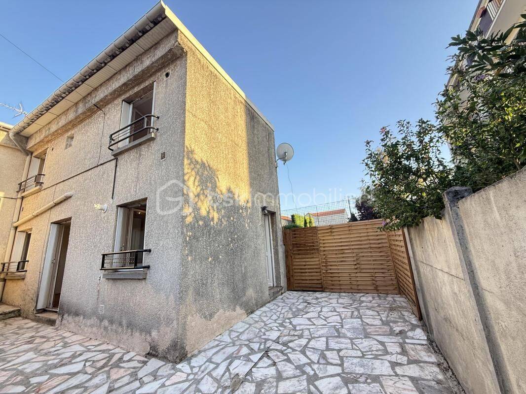 Maison 3 pièces 61 m² · à Montreuil · 60,6 m² · 305 000 €