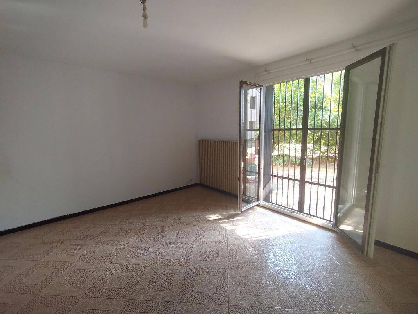 Appartement 3 pièces 65 m² · à Montpellier · 64,8 m² · 902 €