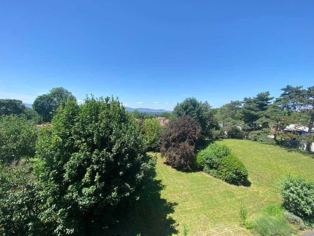 Appartement 5 pièces 108 m² · à Lyon 5ème Arrondissement · 107,5 m² · 380 000 €