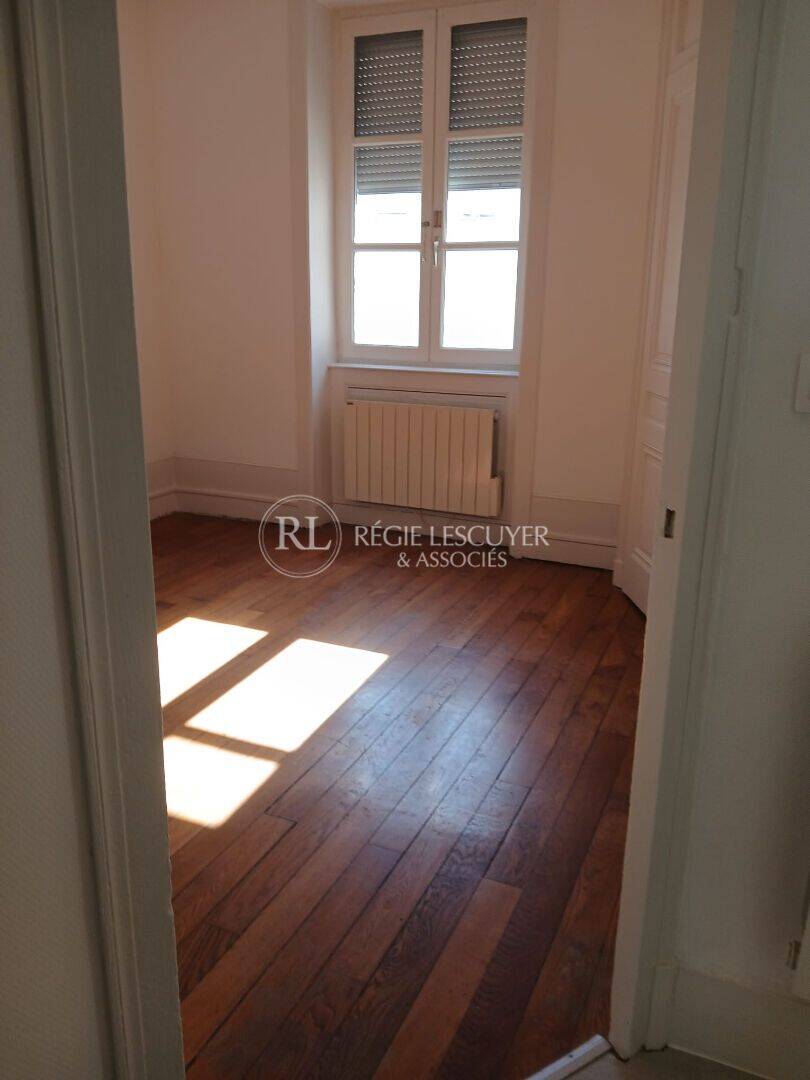 Appartement 2 pièces 58 m² · à Lyon 3ème Arrondissement · 57,6 m² · 960 €/mois