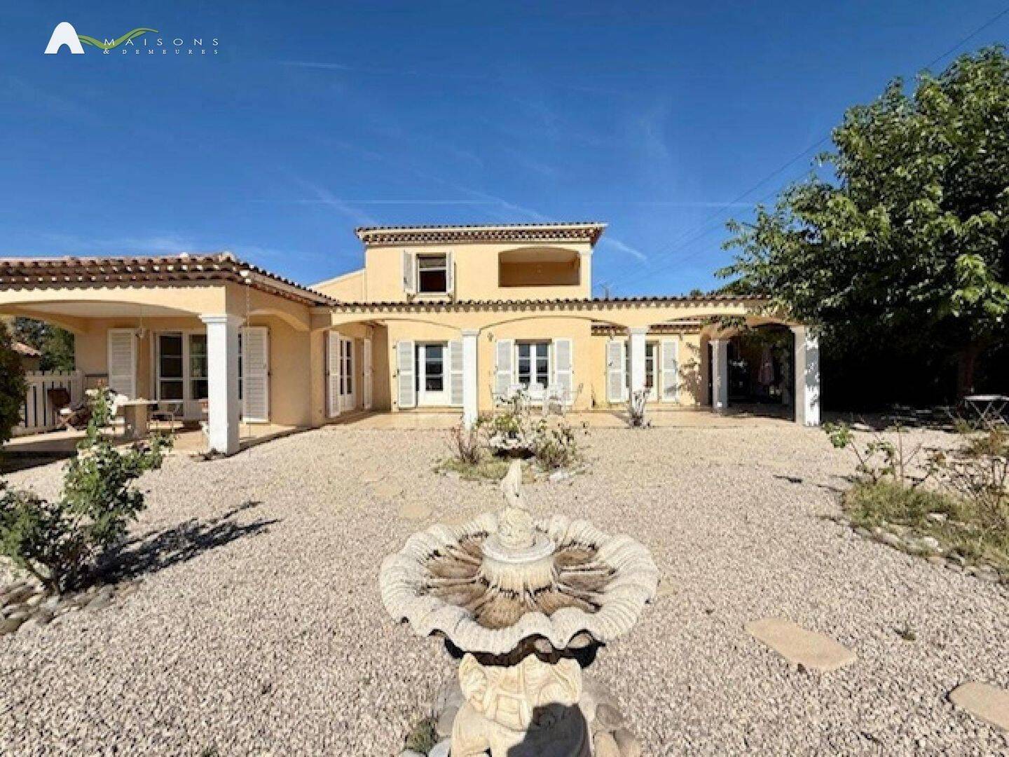 Maison 5 pièces 169 m² · à Pertuis · 169 m² · 590 000 €