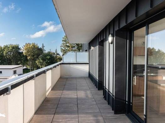 Appartement à vendre 250 000 € 4 pièces 2 chambres 65 m² Étage 2/2 Pont de l'Iroise-Rocade Sud Le Relecq-Kerhuon 29480