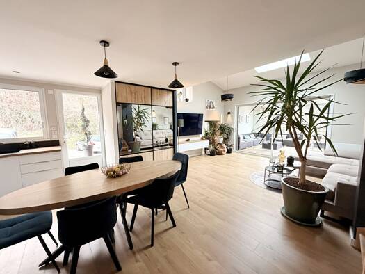 Maison à vendre 235 000 € 2 pièces 1 chambre 68 m² 75 m² de terrain Allevard 38580