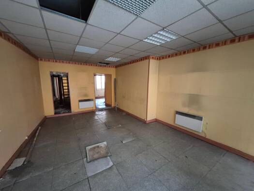 Maison de ville à vendre 56 000 € 3 pièces 2 chambres 68 m² Centre Château-Thierry 02400