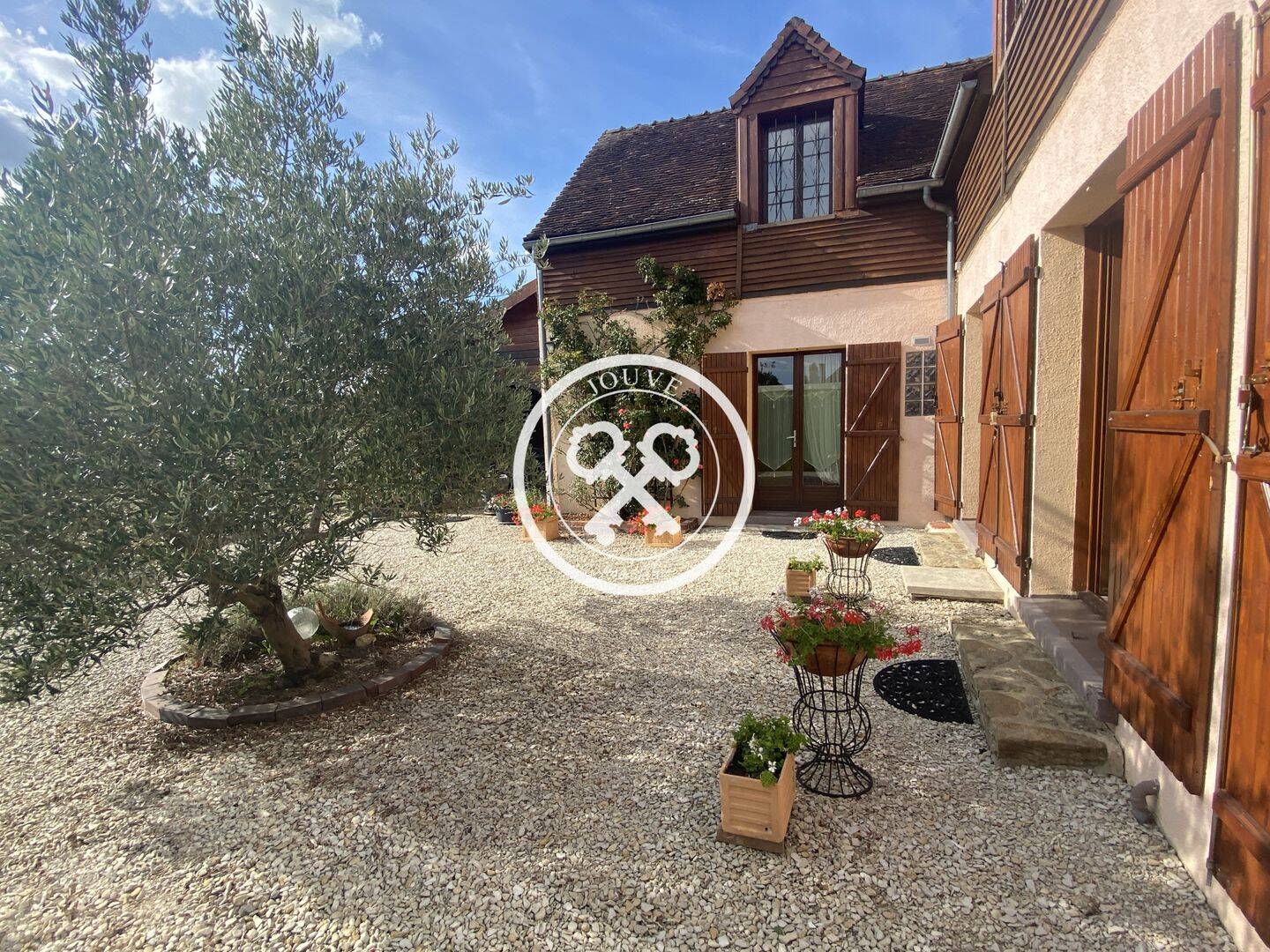 Maison 5 pièces 132 m² · à Vanlay · 132 m² · 156 500 €
