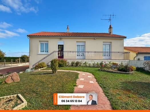 Maison de plain-pied à vendre 170 000 € 4 pièces 2 chambres 102 m² 1 064 m² de terrain Saint-Jean-de-Thouars 79100