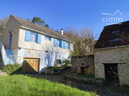 Maison à vendre 229 000 € 4 pièces 3 chambres 168 m² Saclas 91690