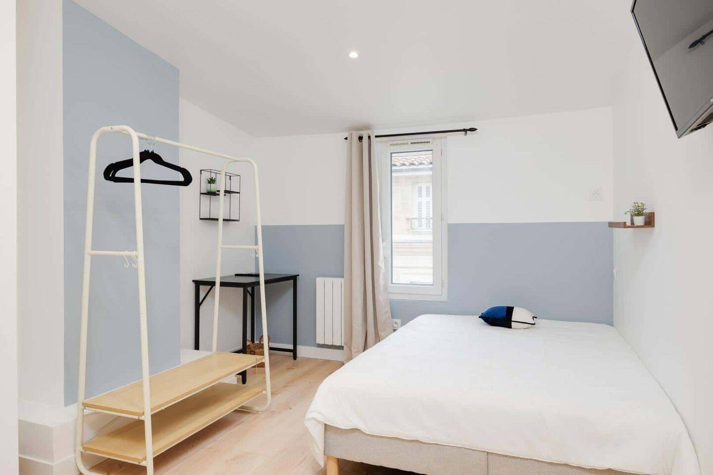 Chambre 1 - MONADEY - Colocation — 1