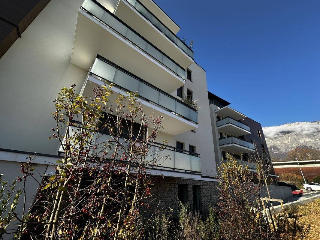 Appartement 3 pièces 66 m² · à Meylan · 66 m² · 1 044 €