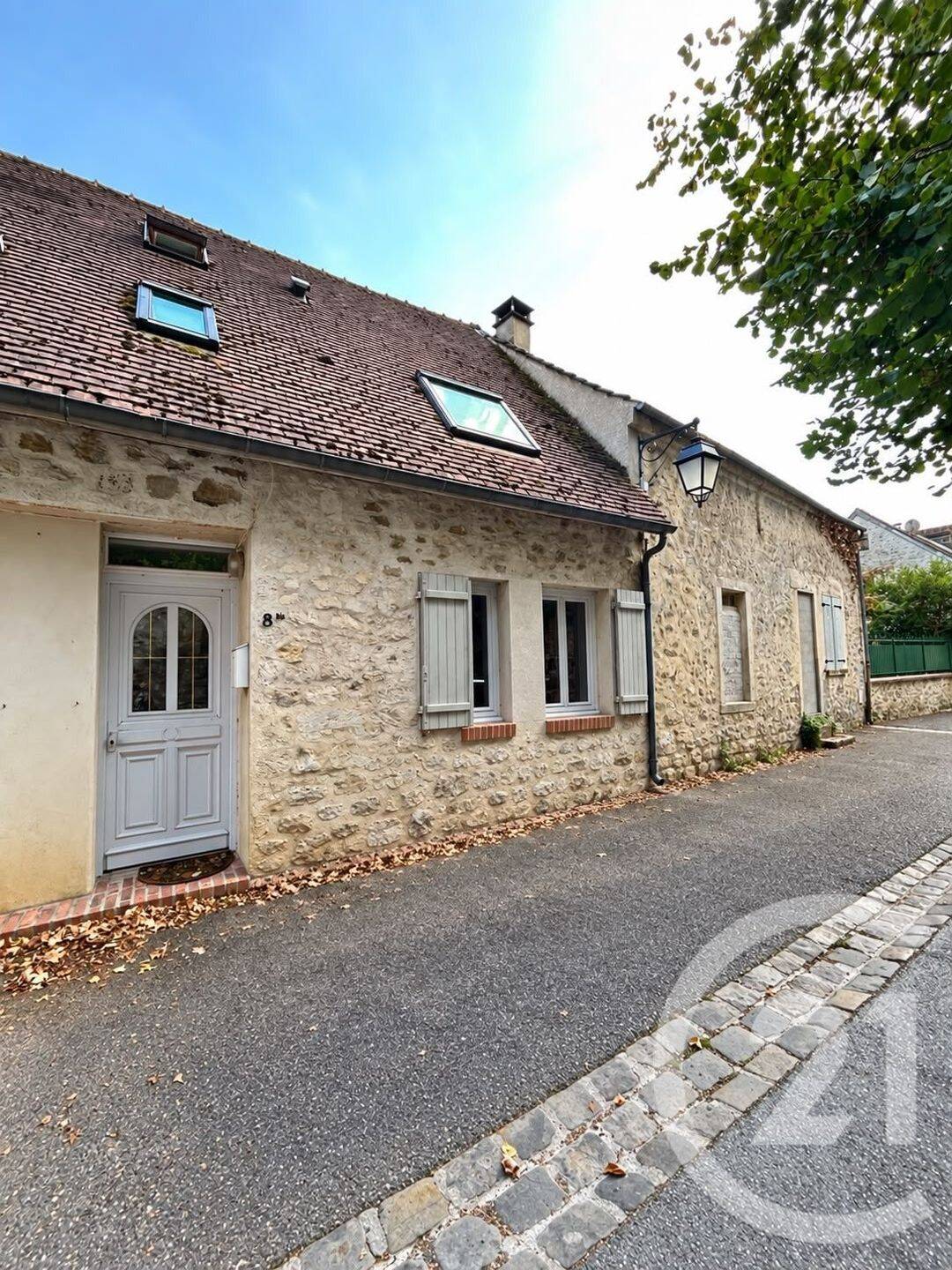 Maison 2 pièces 40 m² · à Ermenonville · 39,6 m² · 750 €/mois