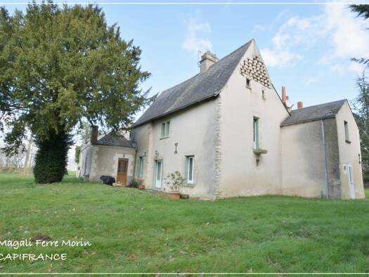 Maison à vendre 395 000 € 6 pièces 4 chambres 185 m² 12 000 m² de terrain Tauxigny 37310