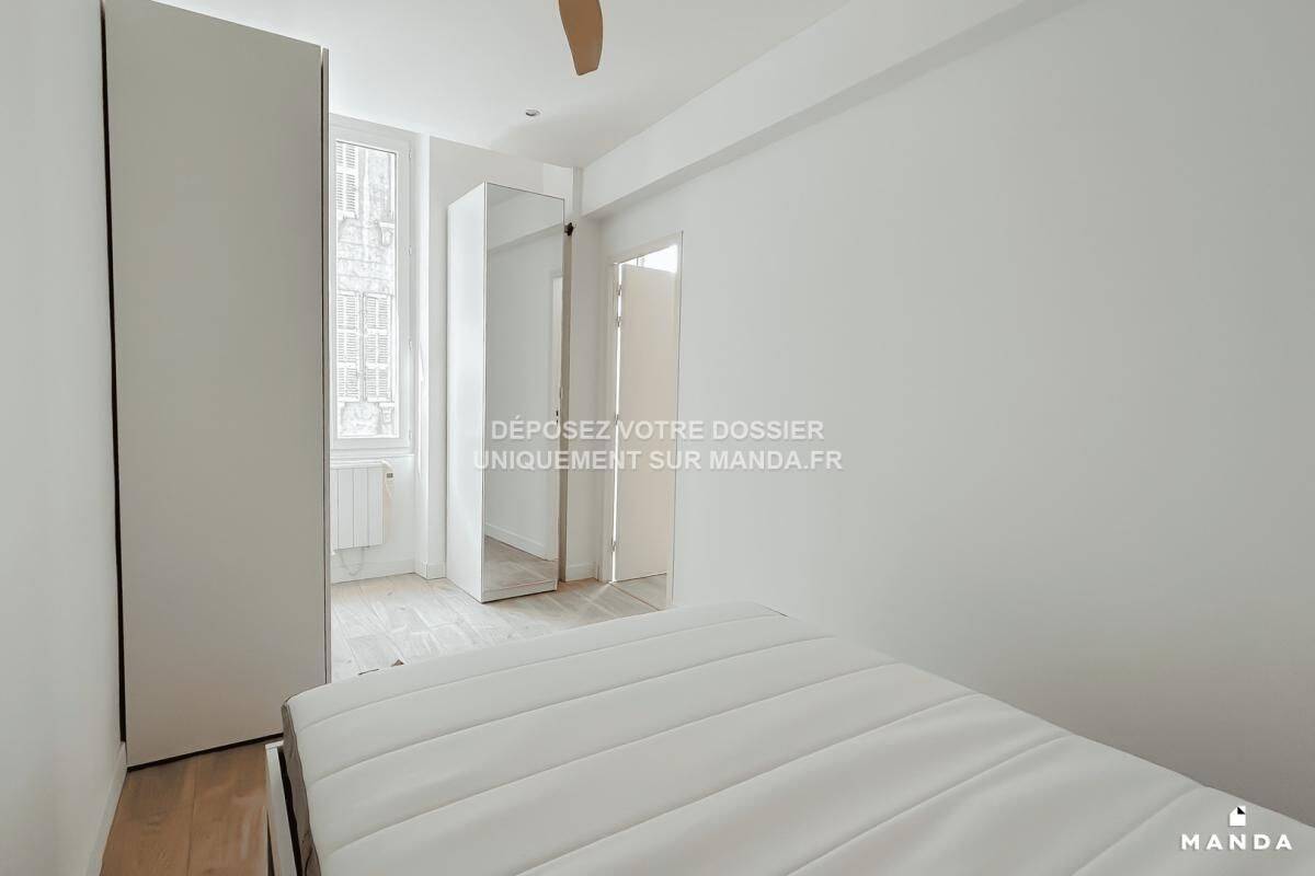 Appartement 4 pièces · à Marseille 1er Arrondissement · 550 €