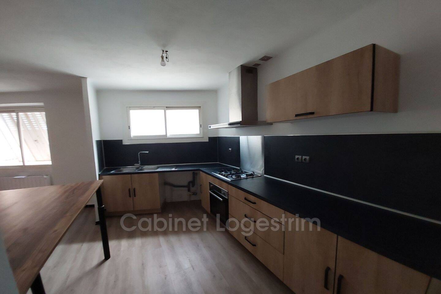 Appartement 3 pièces 82 m² · à Bernis · 81,7 m² · 845 €/mois