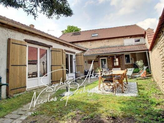 Maison à vendre 214 900 € 6 pièces 4 chambres 155 m² 394 m² de terrain Angerville 91670