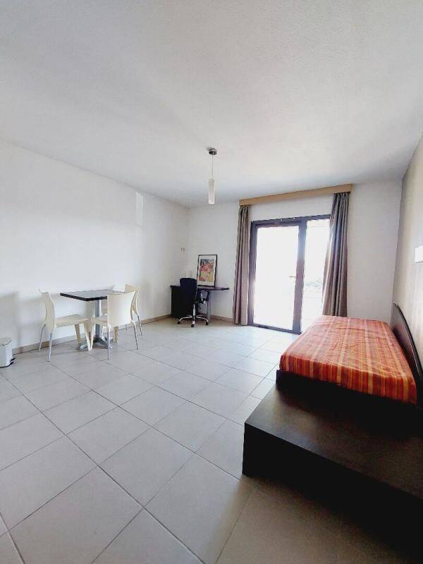 Appartement 1 pièce 28 m² · à Manosque · 28 m² · 590 €