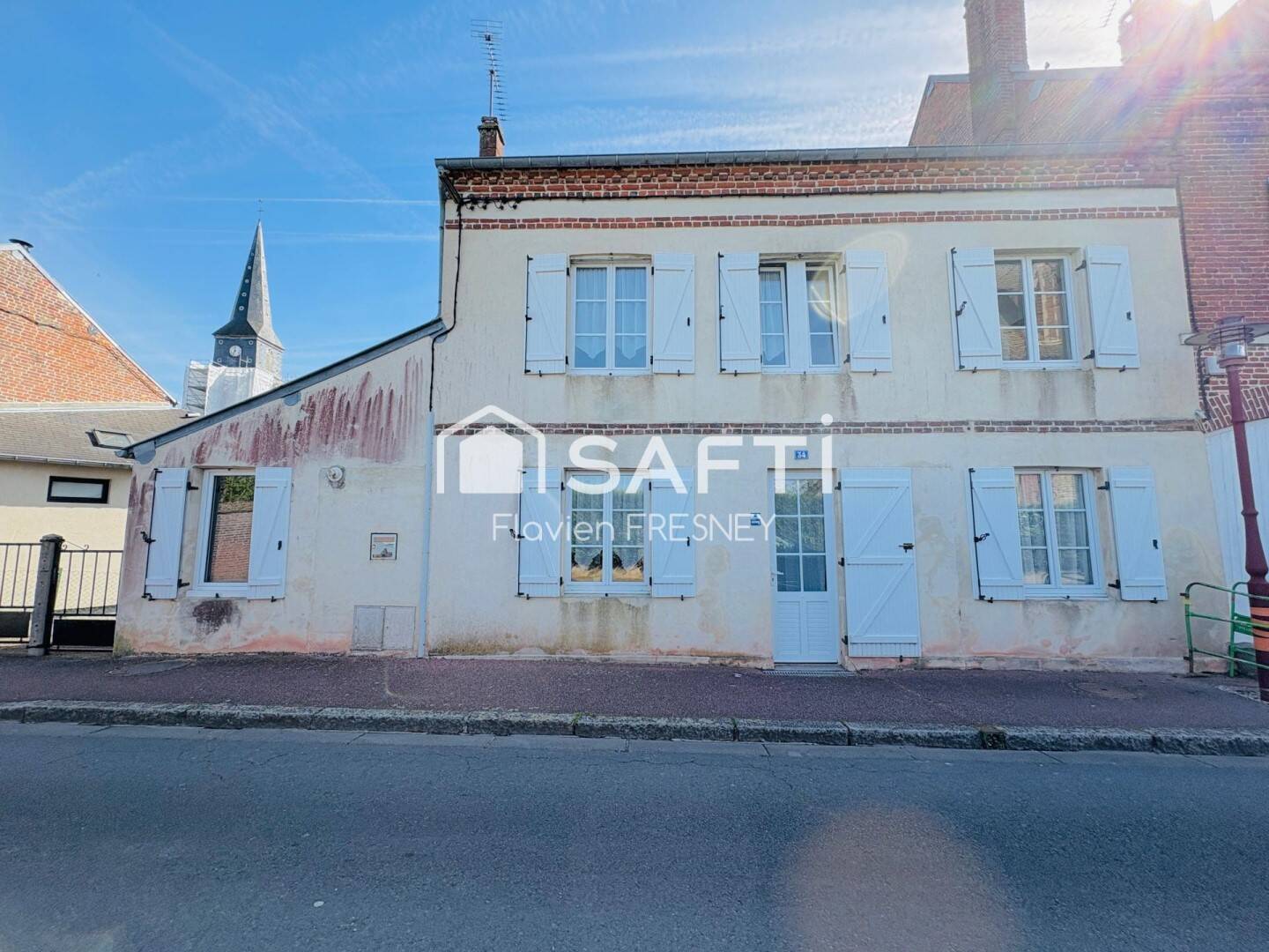 Maison 6 pièces 156 m² · à Livarot-Pays-d'Auge · 156 m² · 152 000 €