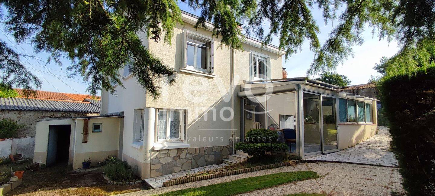 Maison 4 pièces 93 m² · à Saint-Philbert-de-Grand-Lieu · 93 m² · 188 000 €