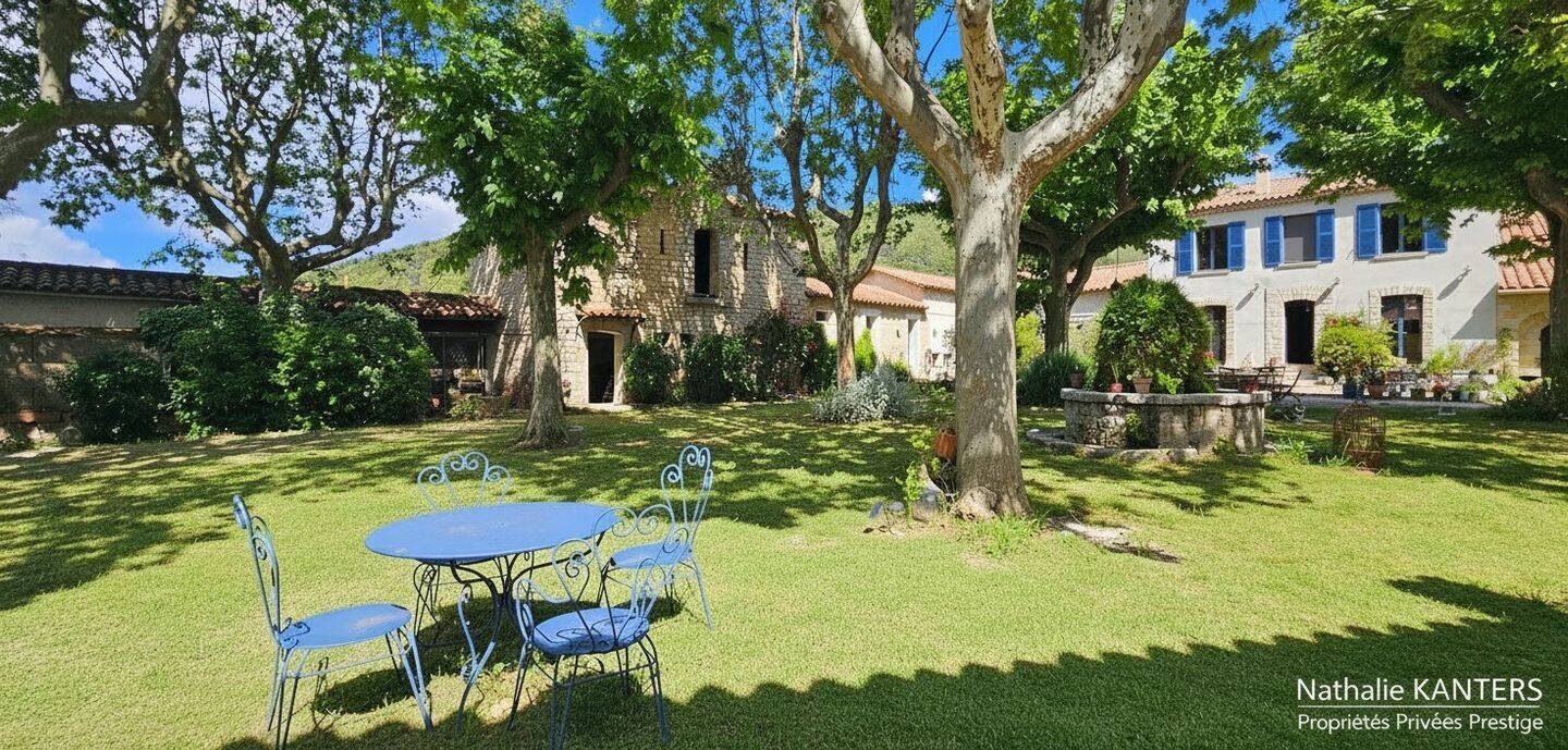 Maison 15 pièces 345 m² · à Solliès-Pont · 345 m² · 1 392 000 €