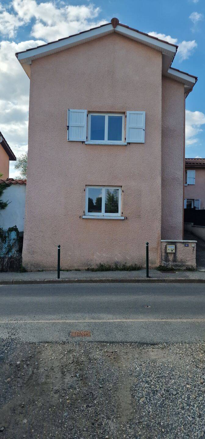 Maison 4 pièces 110 m² · à Misérieux · 110 m² · 240 000 €