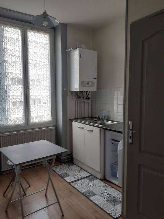 Appartement 1 pièce 19 m² · à Saint-Étienne · 19 m² · 349 €