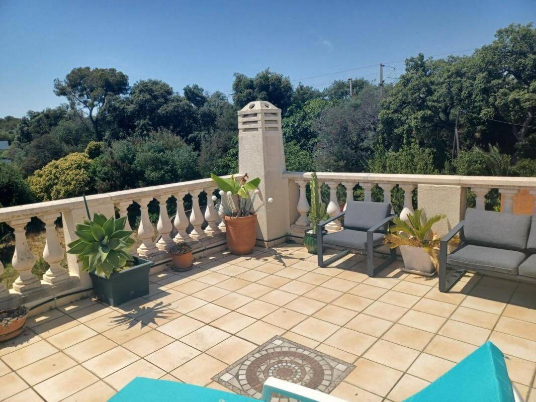 Maison 4 pièces 105 m² · à Saint-Raphaël · 105 m² · 2 300 €/mois