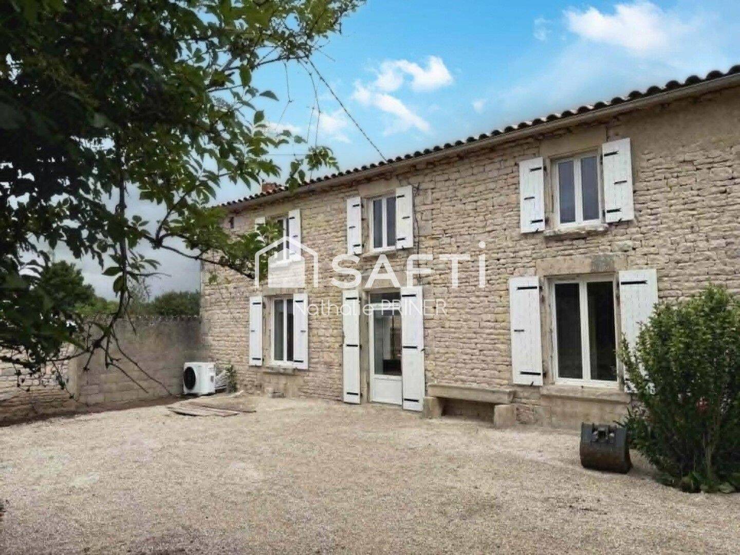 Maison 4 pièces 120 m² · à La Rochénard · 120 m² · 230 000 €